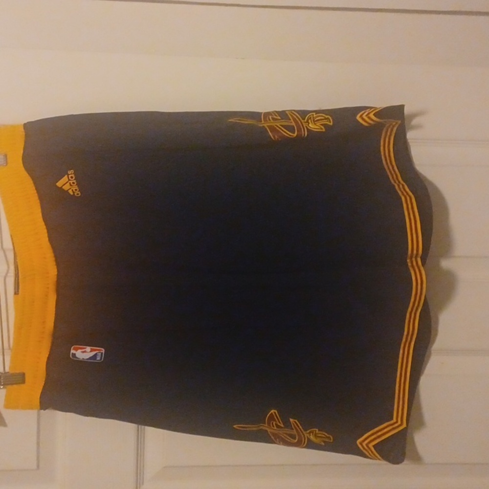 Adidas Cavs shorts